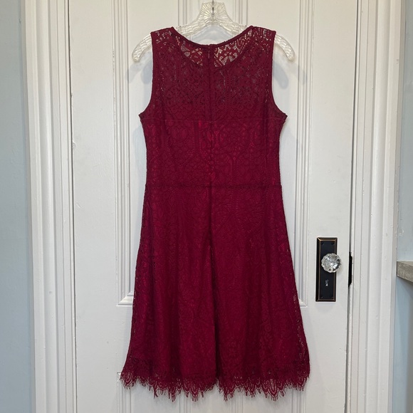 Reitmans Lace Burgundy Midi Dress - Picture 3 of 3